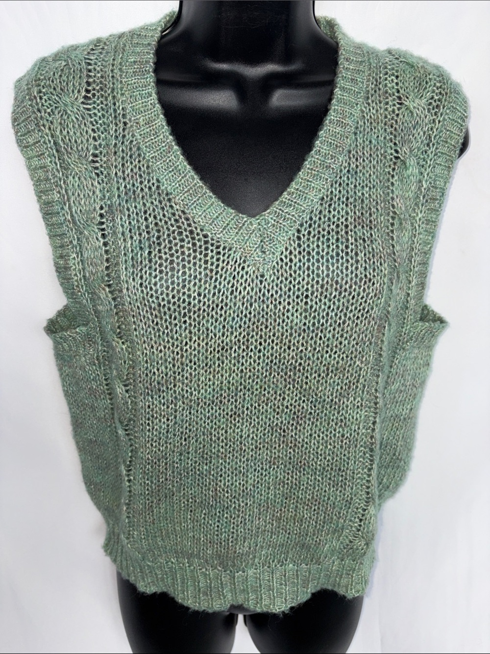 Vintage Evian LTD V-neck Sweater Vest, cable knit, sz S, 19” PTP, 19” L